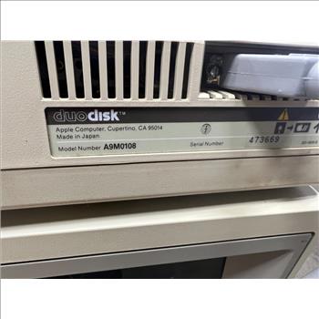 Apple ][e 2e computer with duodisk and color monitor 
