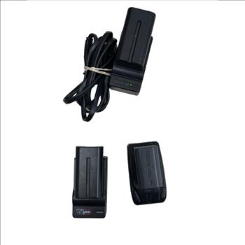 JVC GY-HM170 4K CAMCORDER KIT WITH FLASH AND LIGHT KIT