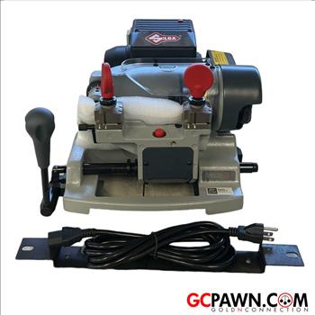 SILCA SPEED 044 KEY CUTTING MACHINE *LIKE NEW*