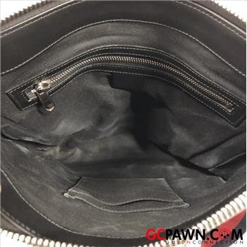 GUCCI GG SUPREME TIGER MESSENGER BAG