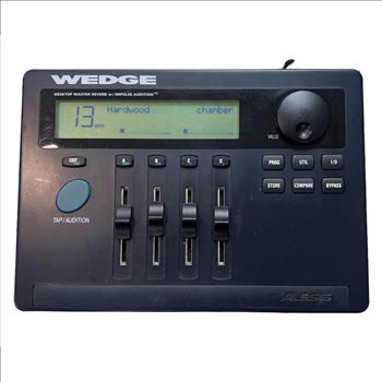 ALESIS DESKTOP WEDGE REVERB CONTROLLER