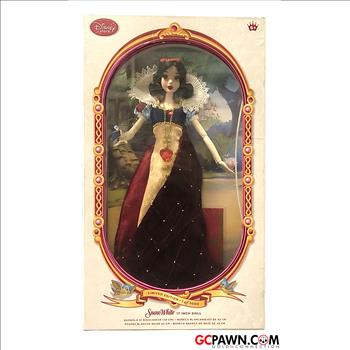 LIMITED EDITION DISNEY SNOW WHITE 17