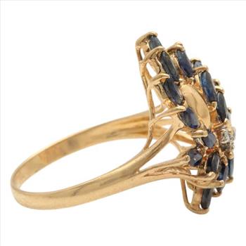 Estate 3.00 Carats Exquisite Natural Blue Sapphire and Diamond 14K Solid Yellow Gold Ring