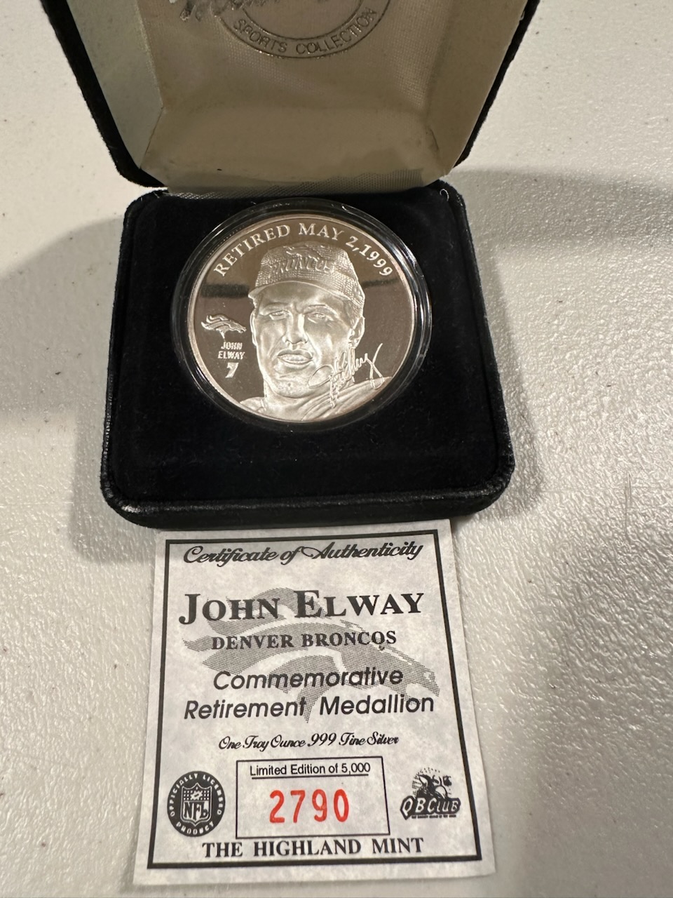 The Highland Mint John Elway Denver Broncos Commemorative Retirement Medallion