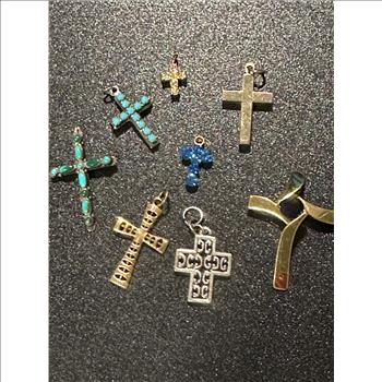 8 pc Fashion Cross Pendant Lot