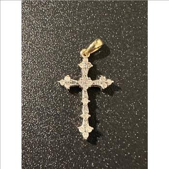 10 K gold Diamond Cross Pendant