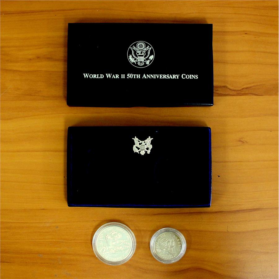 US Mint 1995 World War 2 50th Anniversary Silver Coin Set OGP