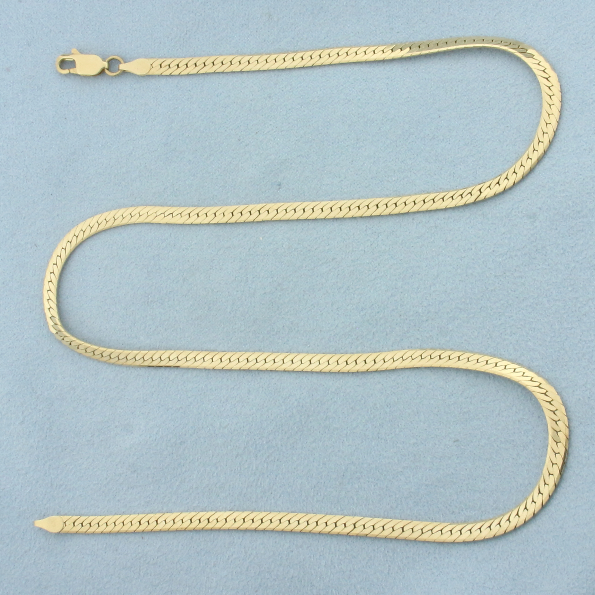 19 Inch Herringbone Link Chain Necklace in 14k Yellow Gold