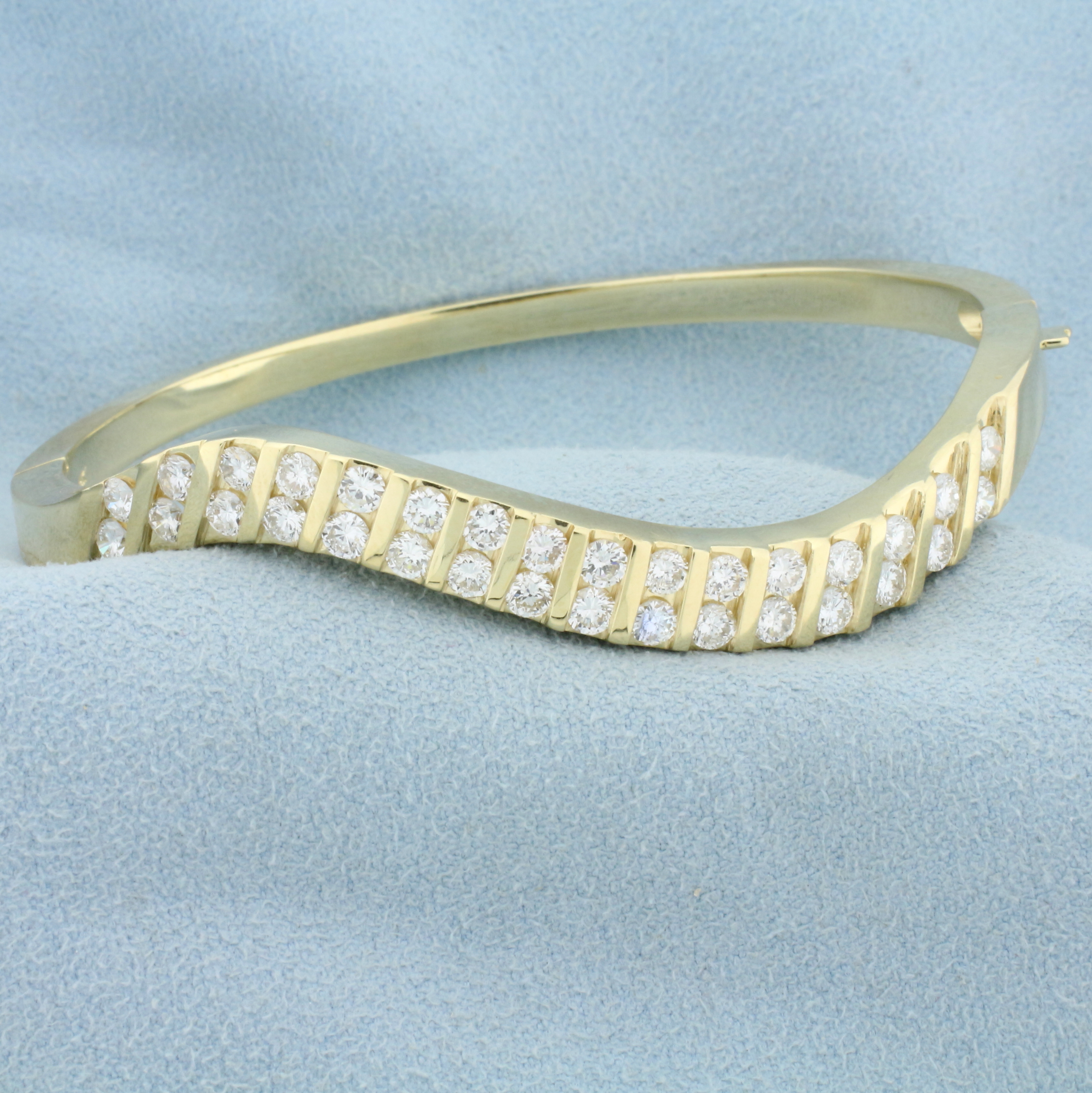 3ct TW Diamond Wave Design Bangle Bracelet in 14K Yellow Gold ...