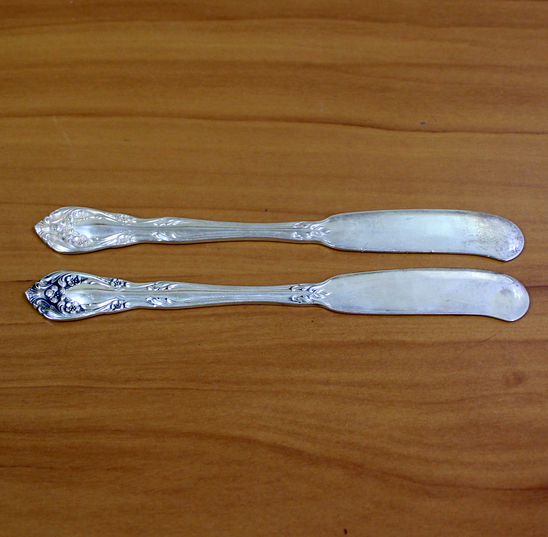 Alvin Chateau Rose Flat Handle Stering Silver Butter Spreaders Set of 2
