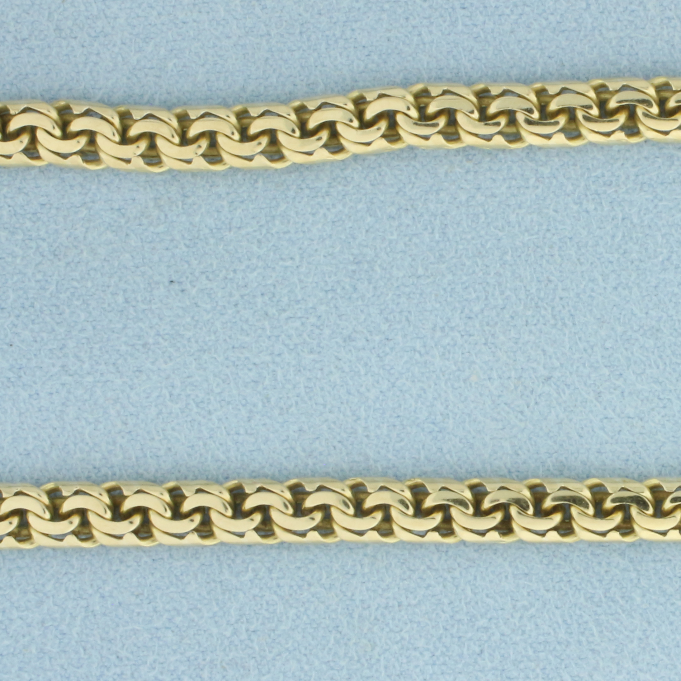 Designer Curb Link Chain Necklace In 18k Yellow Gold | Property Room - Foto 3