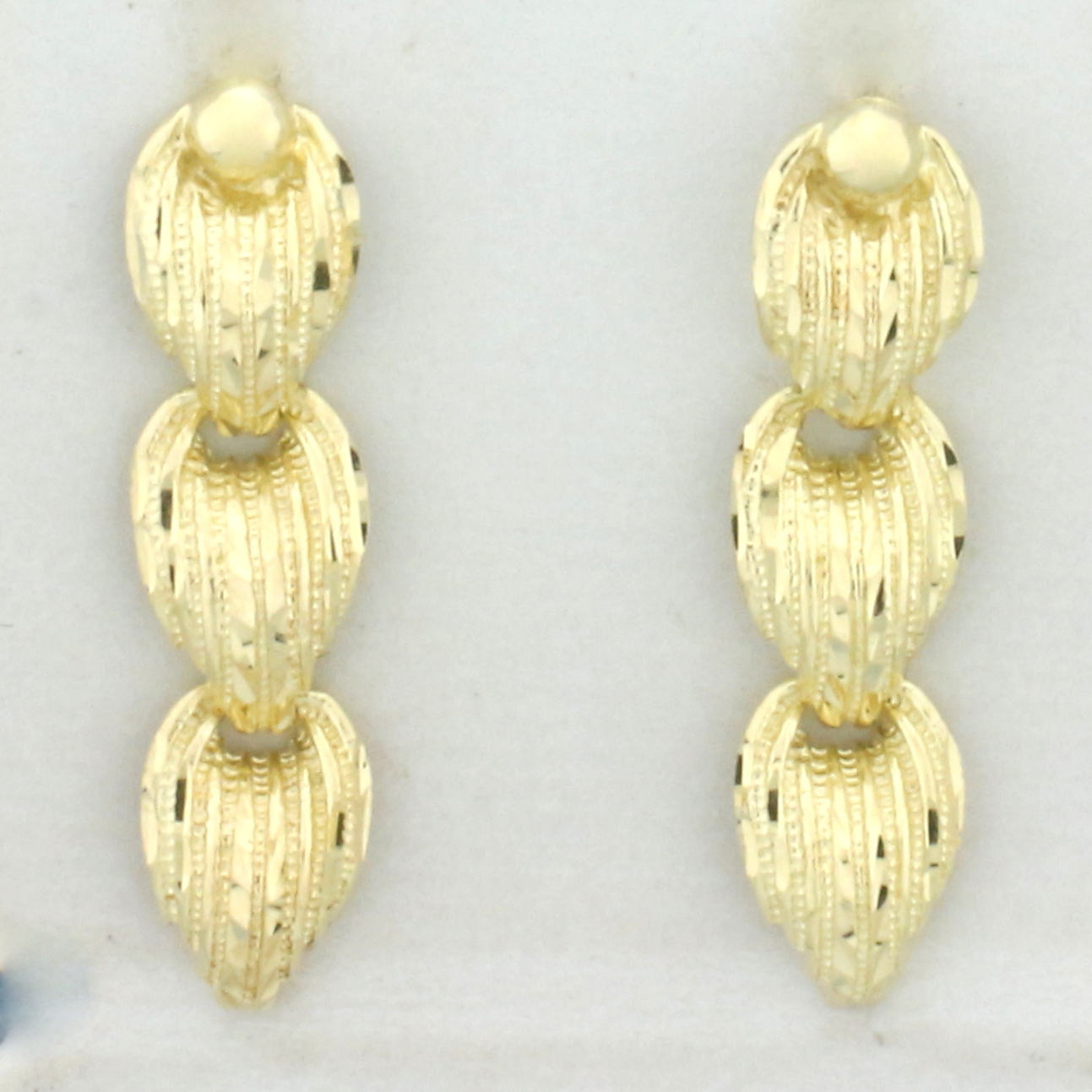 Diamond Cut Dangle Earrings in 14k Yellow Gold