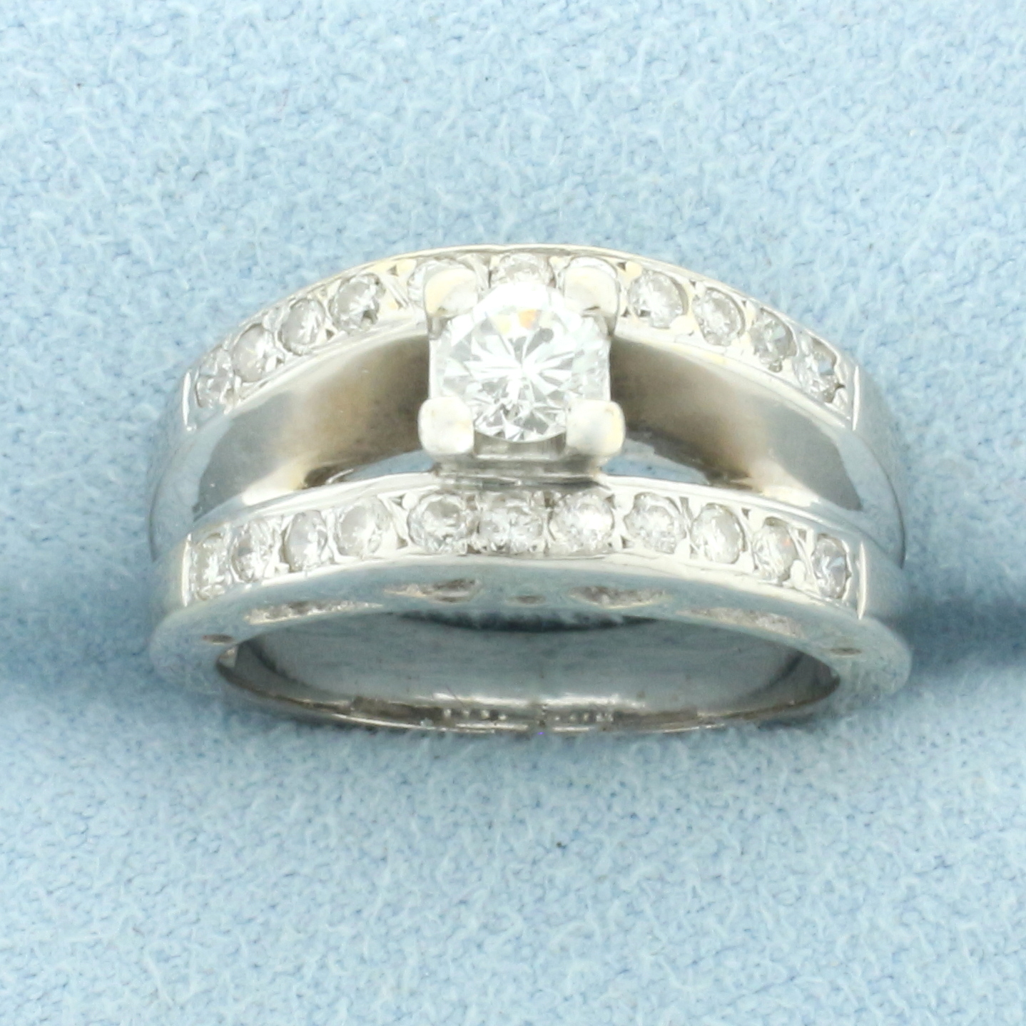 Diamond Engagement Ring with Cutout Hearts in 18k White Gold