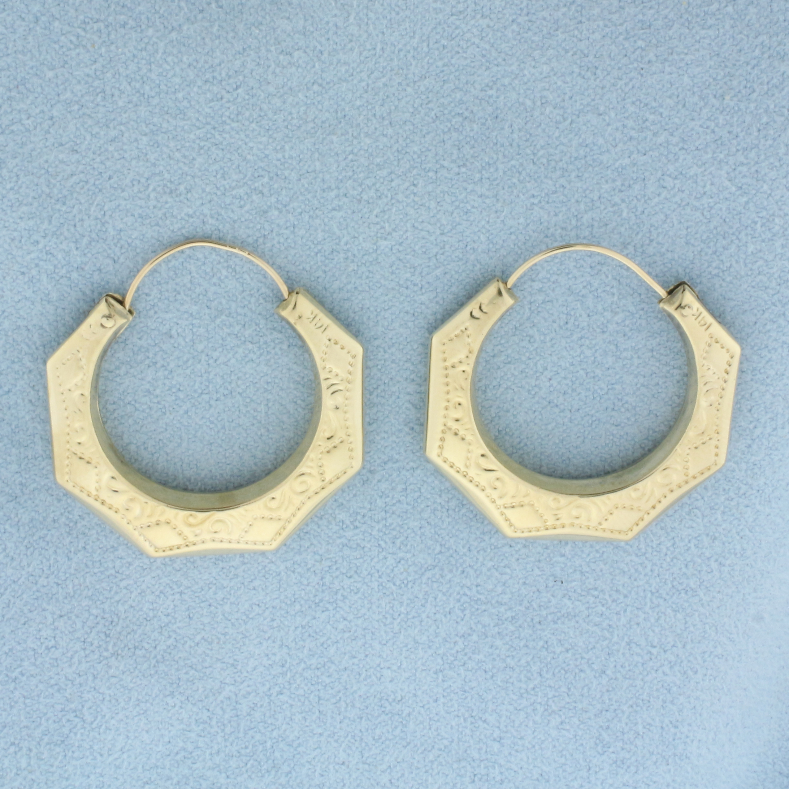 Embossed Hoop Earrings in 14k Yellow Gold