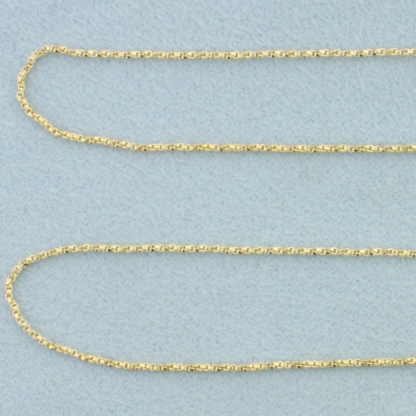 Italian 32 Inch Twisting Box Link Chain Necklace in 18k Yellow Gold