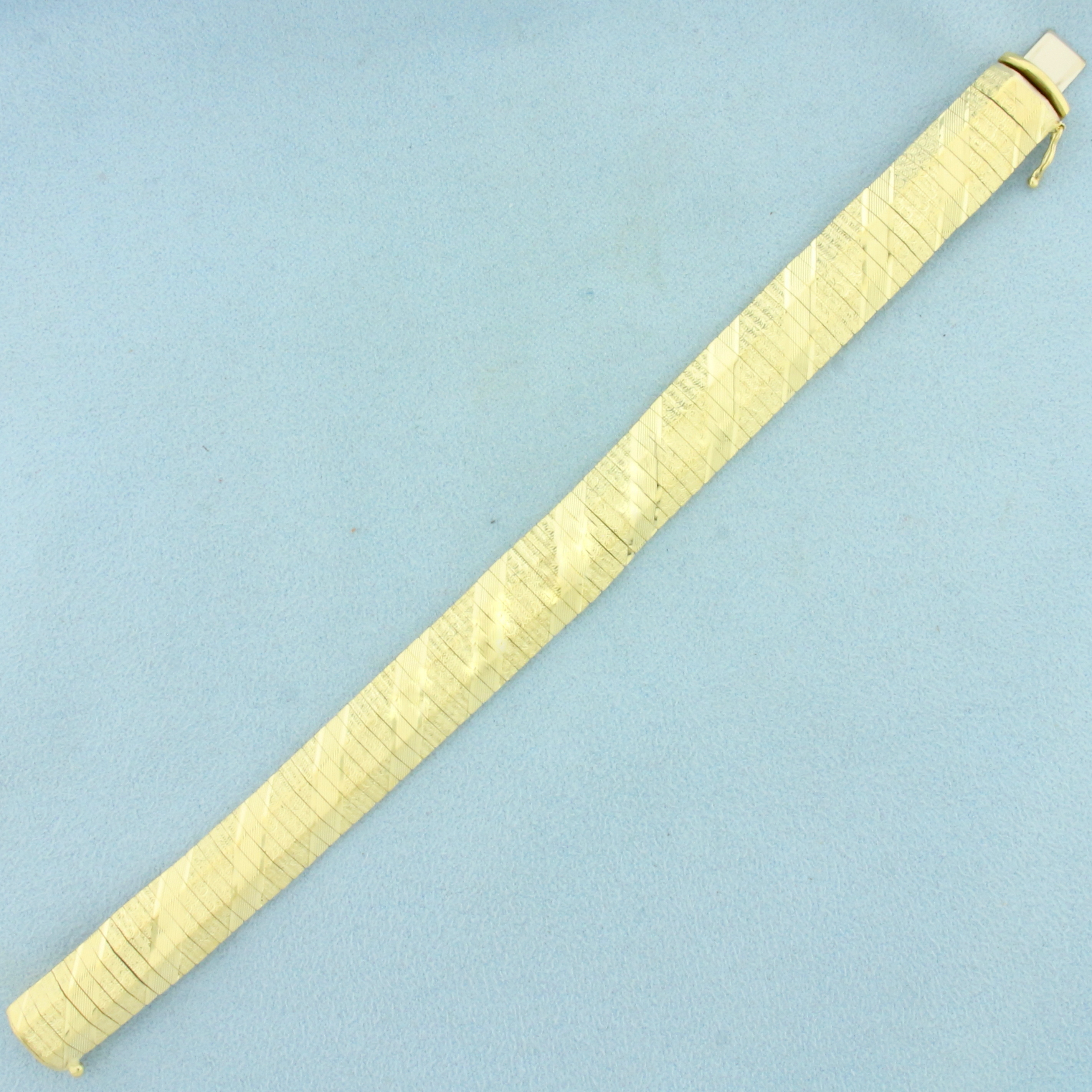 Italian Diamond Cut Striped Wide Omega Bracelet in 14k Yellow Gold