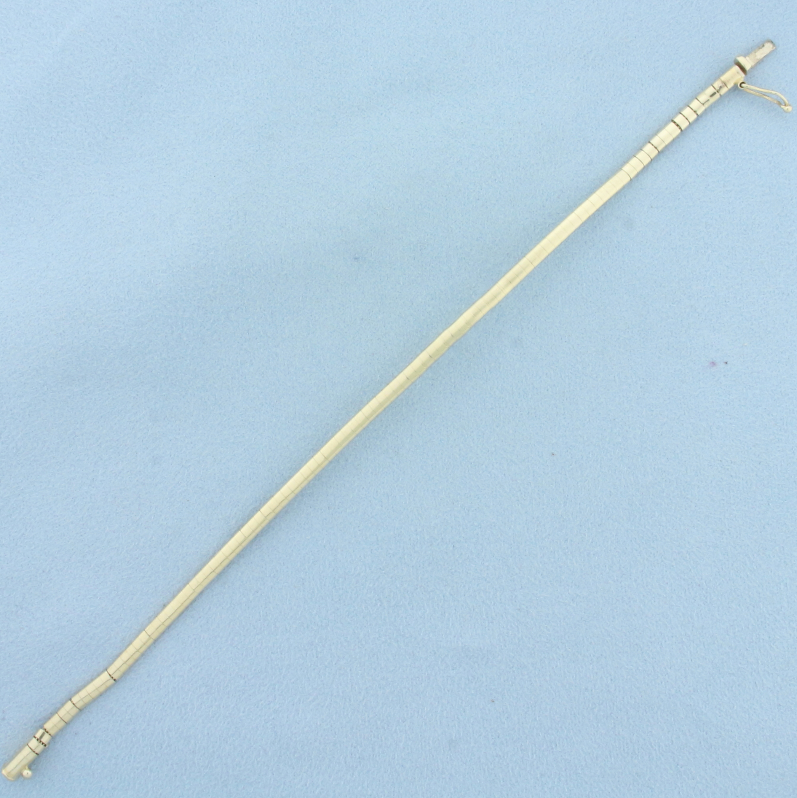 Italian Omega Link Bracelet in 14k Yellow Gold