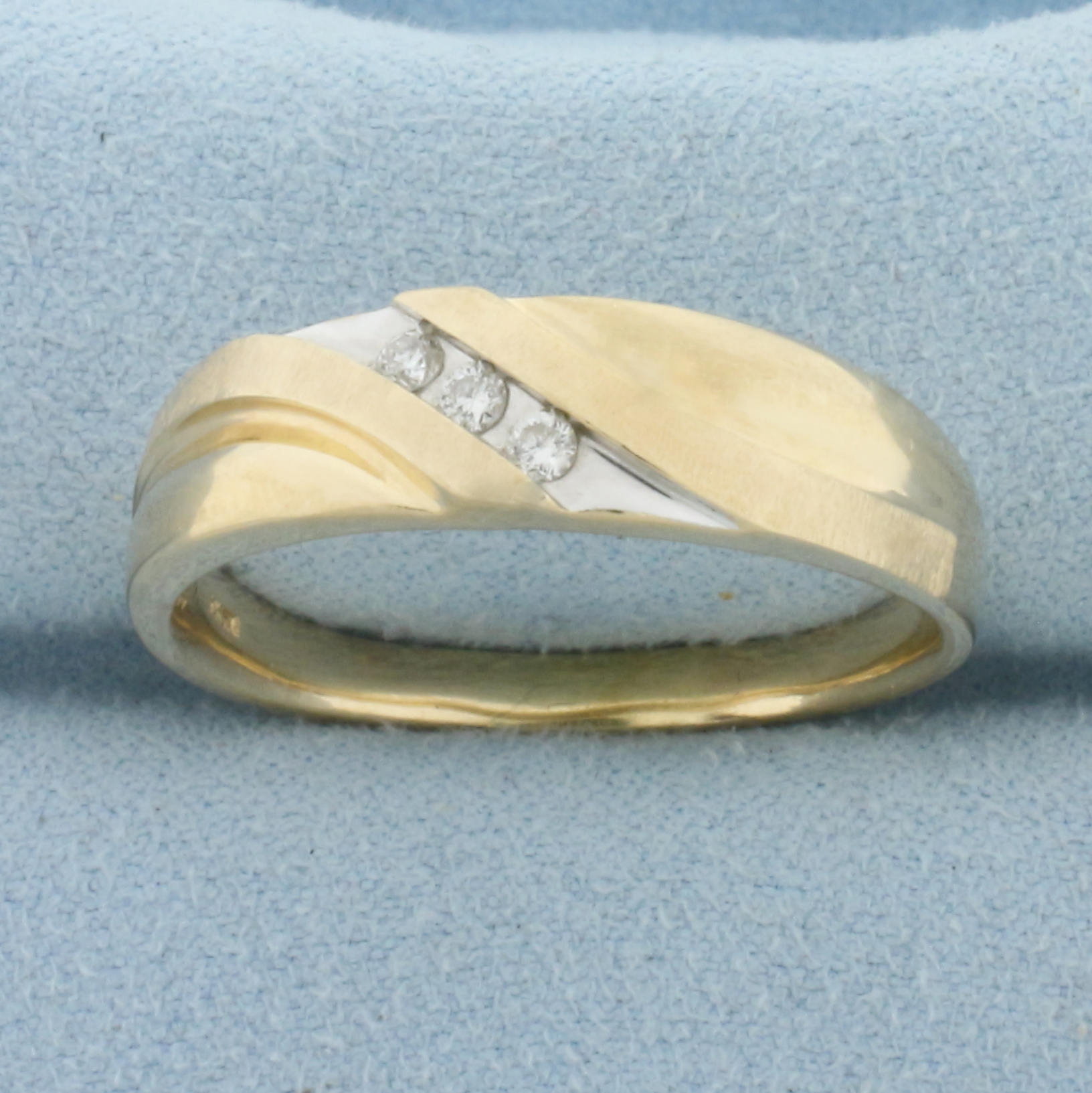 Mens Three Stone Diagonal Diamond Wedding Band Ring in 10k Yellow Gold