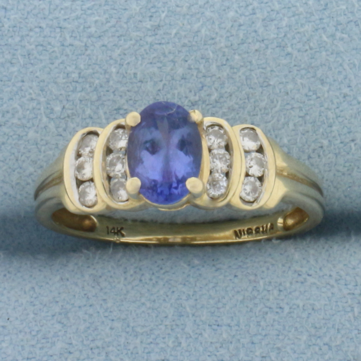 Natural Sapphire and Diamond Ring in 14k Yellow Gold