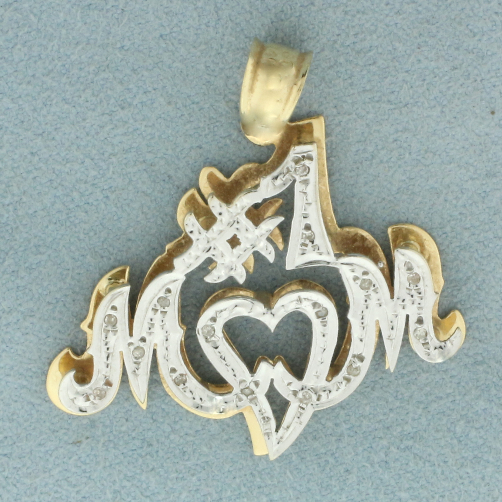 Number One Mom Diamond Pendant in 14k Yellow Gold