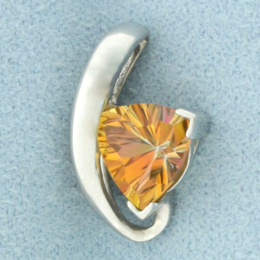 Orange Sapphire Pendant in 14k Yellow Gold