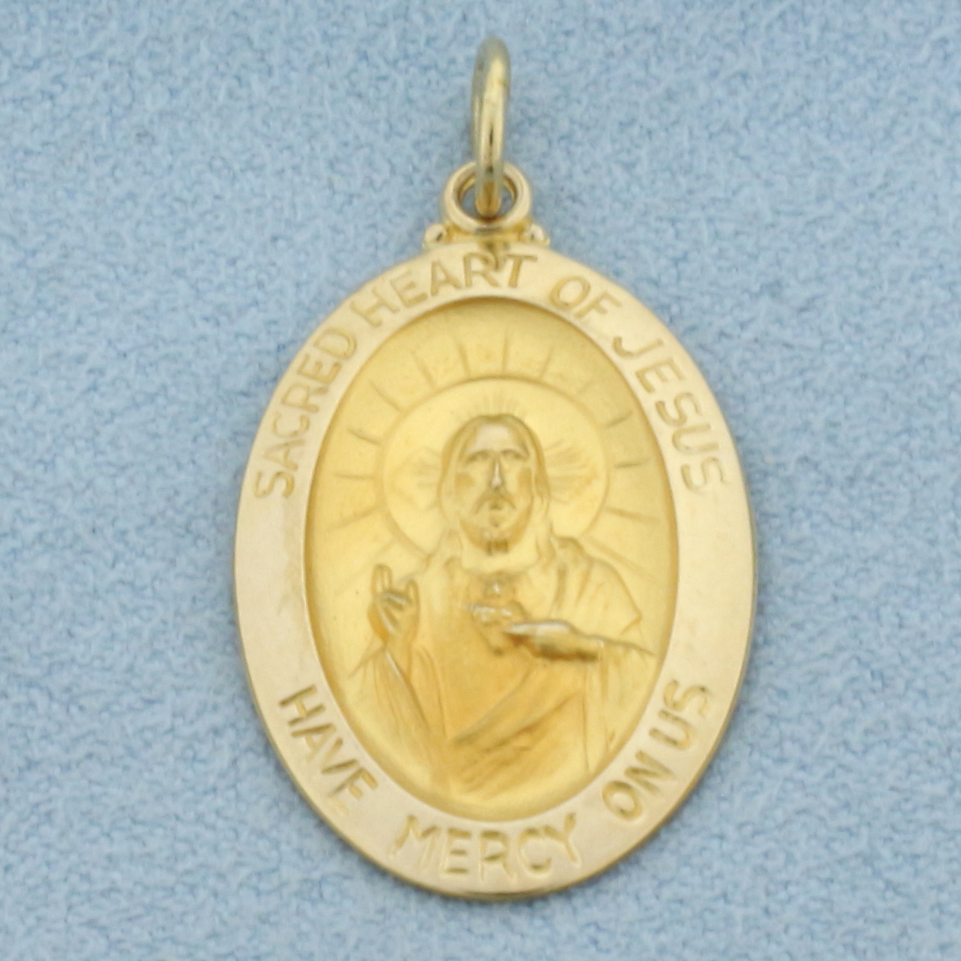 Sacred Heart of Jesus Charm or Pendant in 14k Yellow Gold