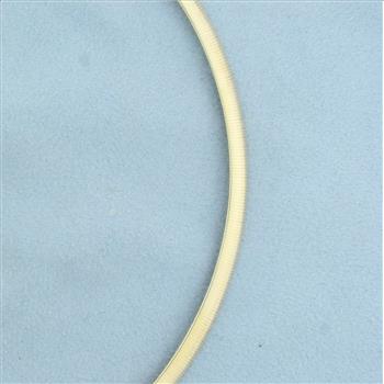 18 Inch Italian Omega Necklace in 14k Yellow Gold
