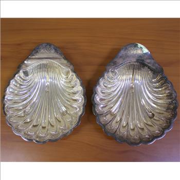 Antique Barker Brothers Fine English Silver Plated Heraldic Shell Bowls, Set of Two