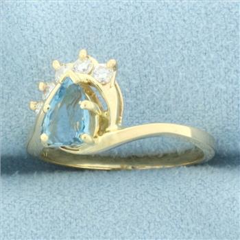 Aquamarine and Diamond Ring in 14k Yellow Gold