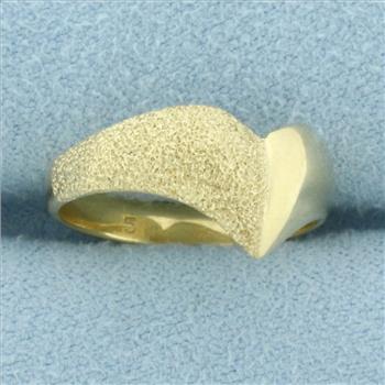 Beverly Hills Gold Designer Heart Ring in 14k Yellow Gold