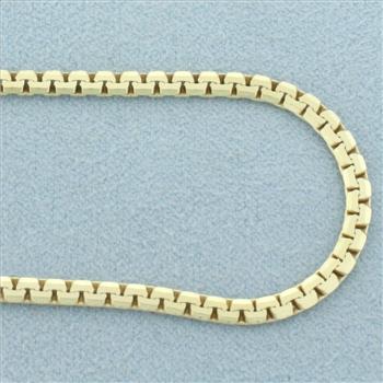 Boston C Link Chain Necklace in 14k Yellow Gold