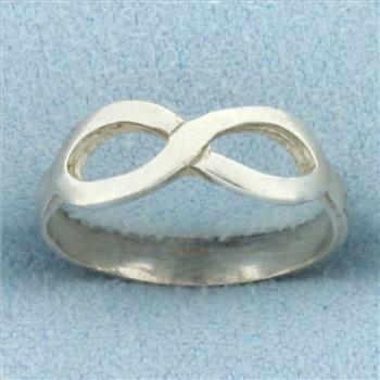 Infinity Design Ring in Sterling Silver