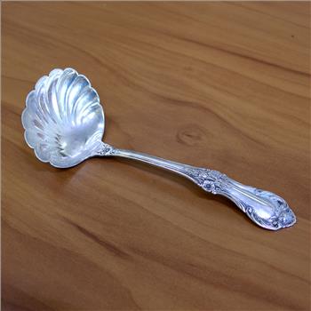 International Wild Rose Sterling Silver Shell Bowl Gravy Ladle