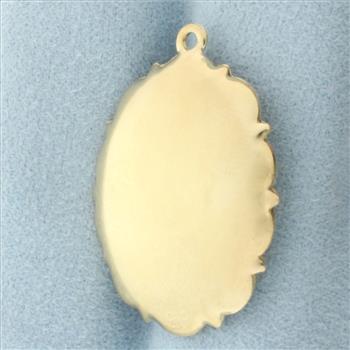 Jesus Nativity Scene Pendant in 14k Yellow Gold