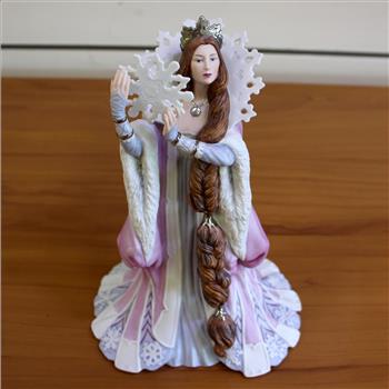 Lenox Snow Queen Fine Porcelain Figurine The Legendary Princesses