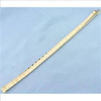 Omega Link Bracelet in 14k Yellow Gold