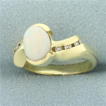Opal and Diamond Ring in 18k Yellow Gold