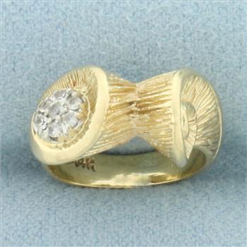 Seashell Scroll Design Pinky Ring in 14k Yellow Gold