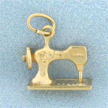 Sewing Machine Charm in 14k Yellow Gold