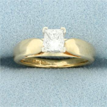 Solitaire Princess Diamond Engagement Ring in 14K Yellow Gold