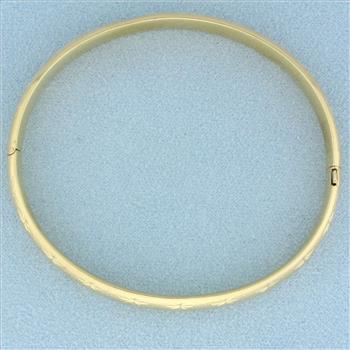 Star Design Bangle Bracelet in 14k Yellow Gold