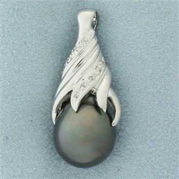 Tahitian Pearl and Diamond Pendant in 18k White Gold