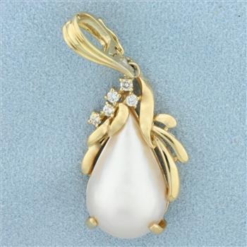 Teardrop Mable Pearl and Diamond Ring main image 0