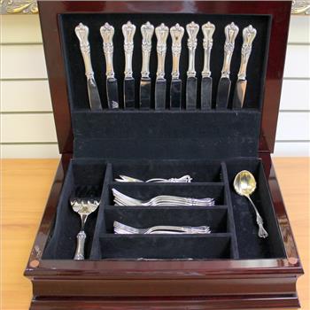 Towle Old Colonial Sterling Silver Flatware Set of 50