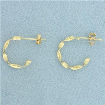 Twisting Design Hoop Earrings in 14k Yellow Gold