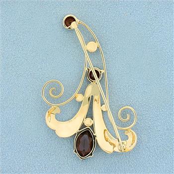 Vintage Garnet Pin in 14K Yellow Gold