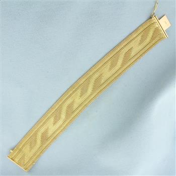 Wave Design Heavy Mesh Bracelet in 18k Yellow Gold