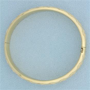 Wave Design Hinged Bangle Bracelet in 14k Yellow Gold