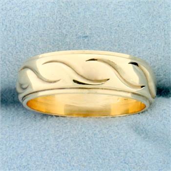 Wave Pattern Band Ring in 14K Yellow Gold
