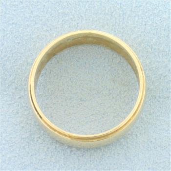 Womans Step Edge Wedding Band Ring in 14K Yellow Gold